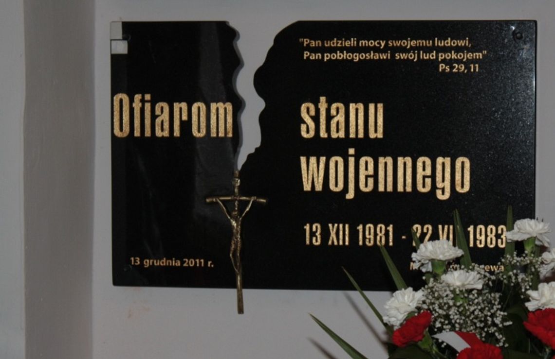 Uroczystość w Farze - ofiarom stanu wojennego Uroczystość w Farze - ofiarom stanu wojennego