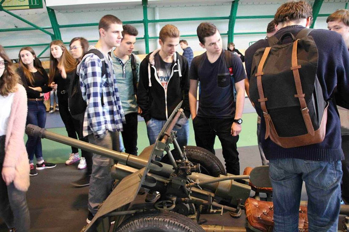 Urok międzywojnia w pruszczańskim liceum Urok międzywojnia w pruszczańskim liceum