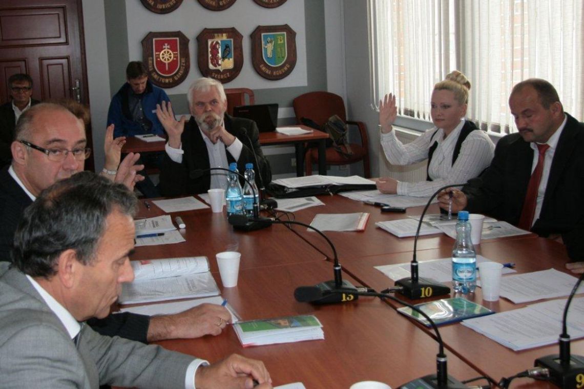 Urząd Pracy - jedni chwalą, inni narzekają Urząd Pracy - jedni chwalą, inni narzekają