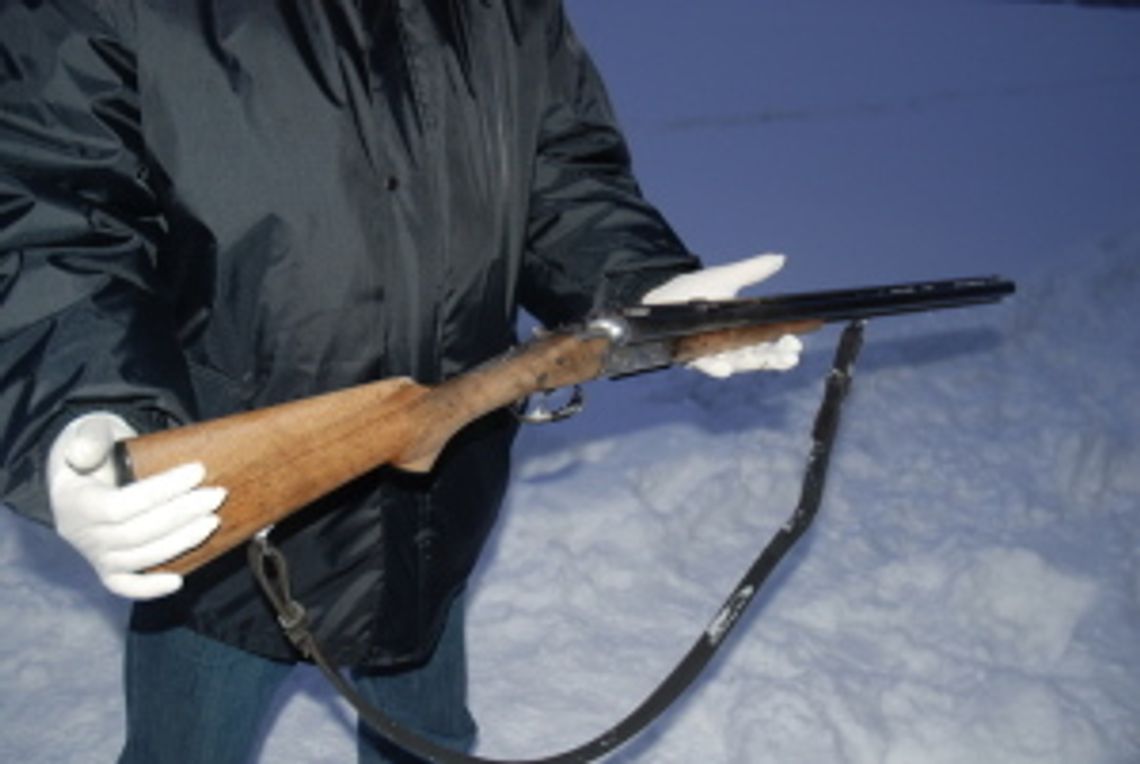 Urządził sobie polowanie. Policjanci zatrzymali „myśliwego” Urządził sobie polowanie. Policjanci zatrzymali „myśliwego”