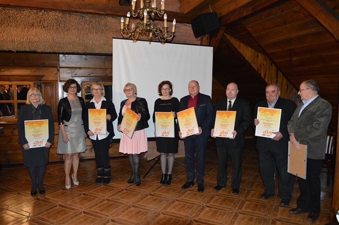 Uściski dłoni, uśmiechy i podziękowania. Dla kogo Mecenas Sportu? Uściski dłoni, uśmiechy i podziękowania. Dla kogo Mecenas Sportu?