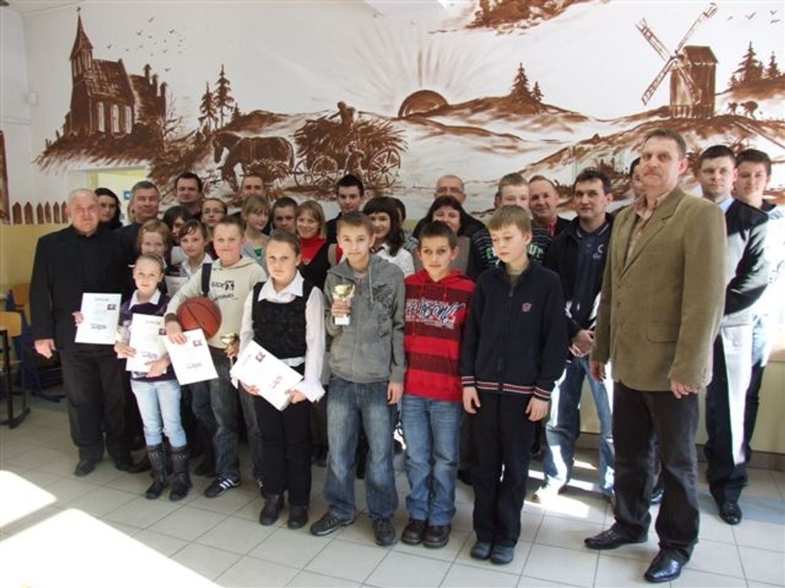 Ustnie i testowo. Jak gasić i ratować - eliminacje Ogólnopolskiego Turnieju Wiedzy Pożarniczej Ustnie i testowo. Jak gasić i ratować - eliminacje Ogólnopolskiego Turnieju Wiedzy Pożarniczej