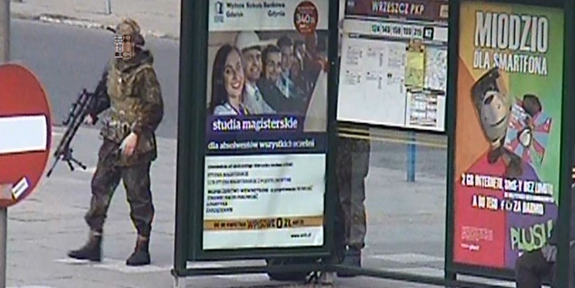 Uzbrojeni na przystanku