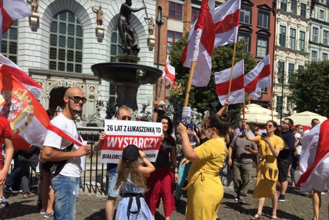 W Gdańsku manifestowali na rzecz wolnej Białorusi, przeciwko reżimowi Aleksandra Łukaszenki W Gdańsku manifestowali na rzecz wolnej Białorusi, przeciwko reżimowi Aleksandra Łukaszenki