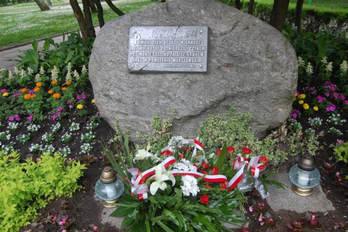 W hołdzie bohaterom spod Monte Cassino W hołdzie bohaterom spod Monte Cassino