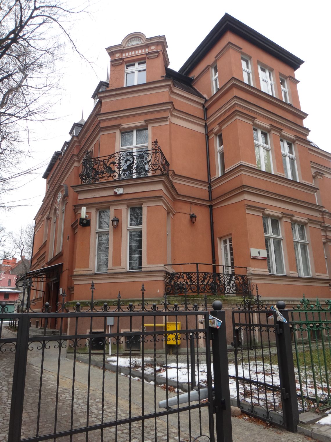 W stanie „upadłości z możliwością zawarcia układu” W stanie „upadłości z możliwością zawarcia układu”