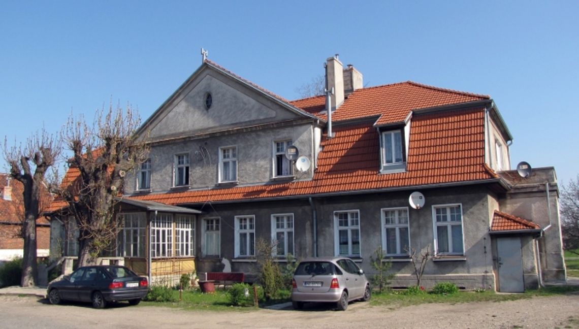 W stuletnim dworku powstanie restauracja?