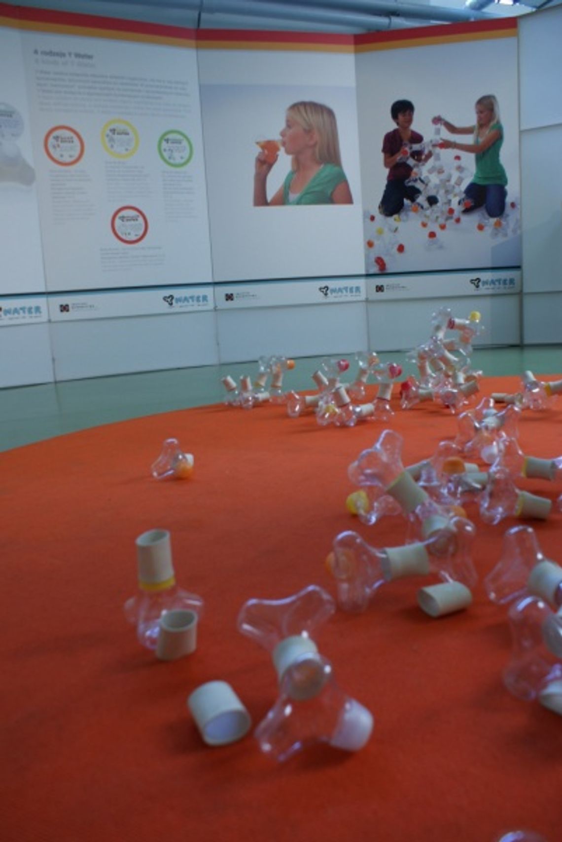 WARTO TAM BYĆ. Gdynia Design Days WARTO TAM BYĆ. Gdynia Design Days