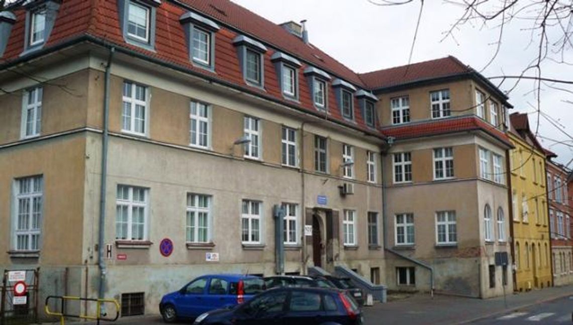 Ważą się losy lecznicy. Wyjściem gigantyczny kredyt? 