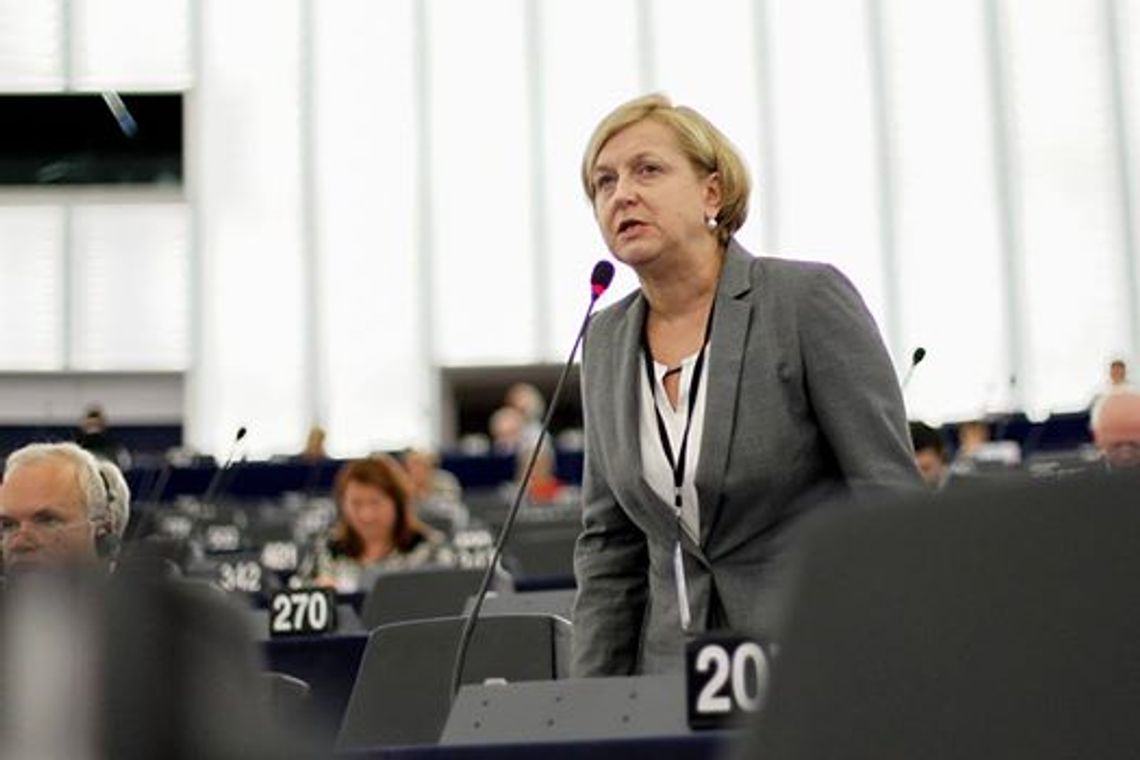 WAŻNE! Anna Fotyga: Gdzie M. Schultz widzi zamach stanu? 