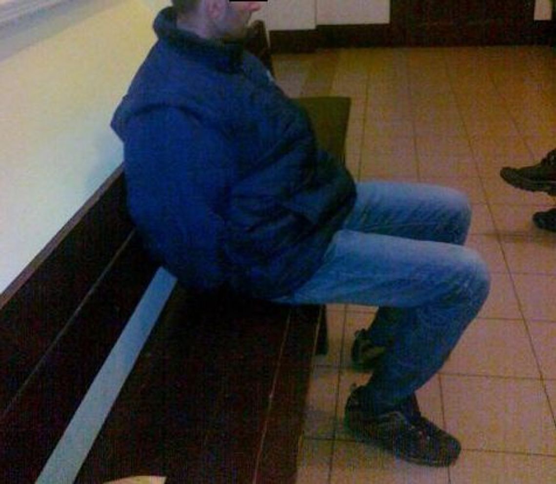 Wchodził przez drzwi balkonowe lub okna - brał telewizory, laptopy, aparaty fotograficzne, kamery i biżuterię Wchodził przez drzwi balkonowe lub okna - brał telewizory, laptopy, aparaty fotograficzne, kamery i biżuterię