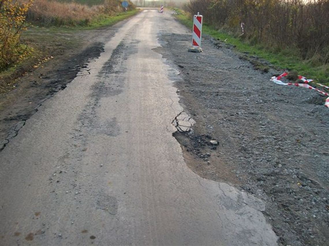 We wsi wody jak na lekarstwo, do pracy nie ma jak dojechać...