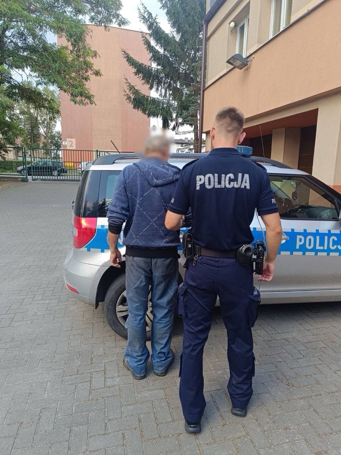 Weekendowe kontrole w Pelplinie: jeden nietrzeźwy kierowca i trzej rowerzyści zatrzymani przez policję