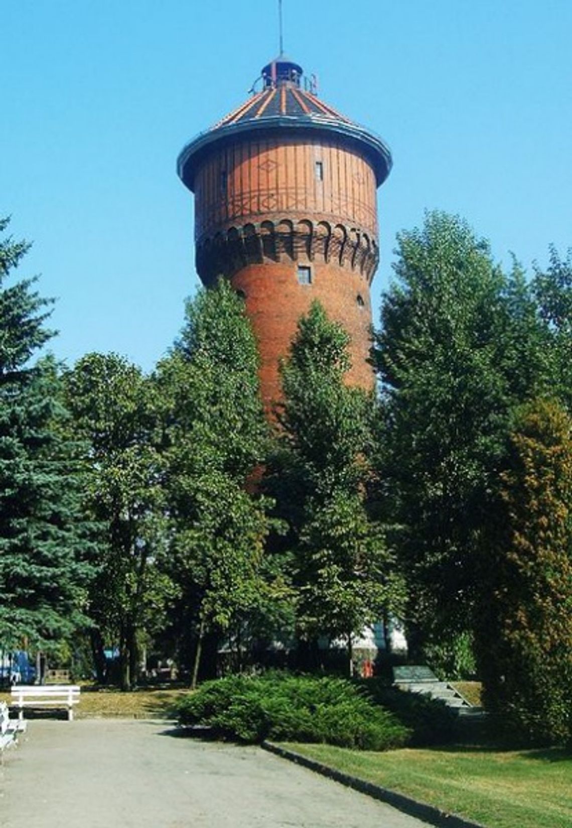 Wejście zbyt niebezpieczne - radny wnioskuje o udostępnienie wieży ciśnień jako punktu widokowego