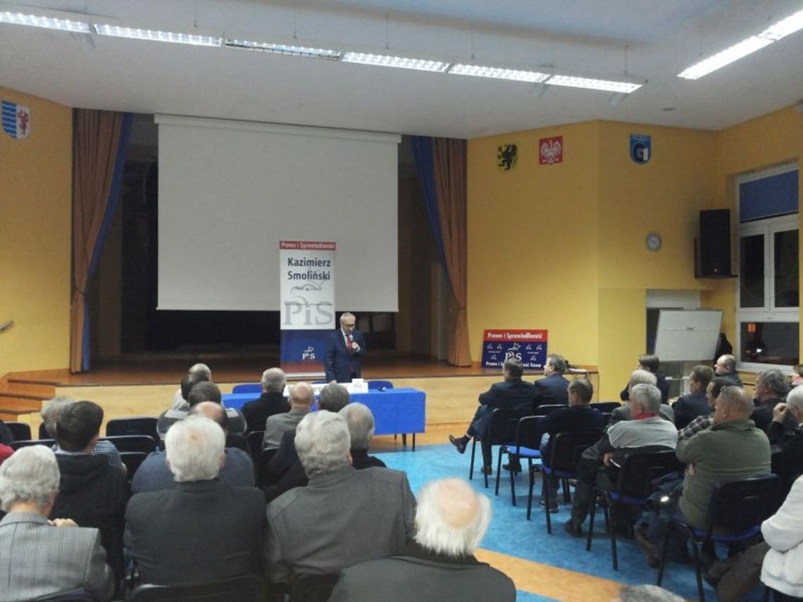 Wiceminister Smoliński spotkał się z mieszkańcami w swoim rodzinnym mieście Wiceminister Smoliński spotkał się z mieszkańcami w swoim rodzinnym mieście