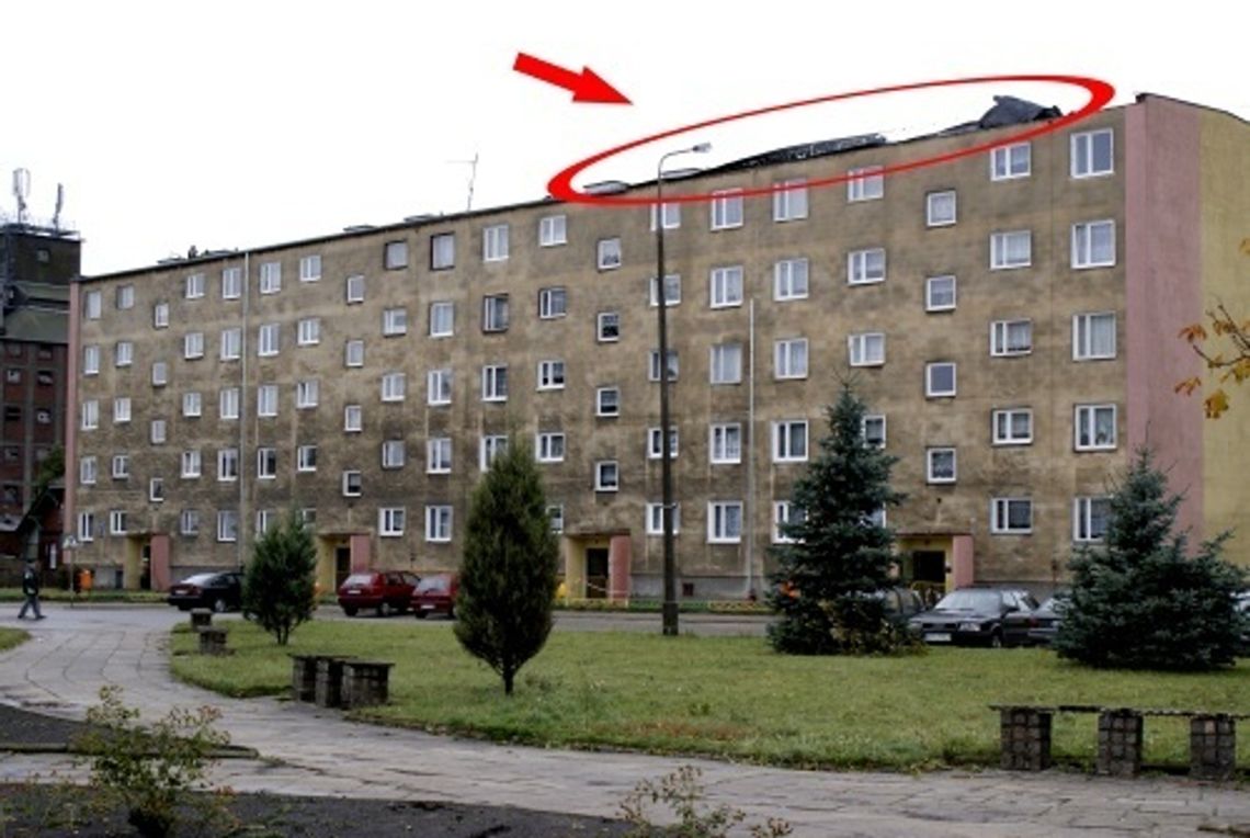 Wichura zaatakowała! Ponad 130 interwencji strażaków w powiecie tczewskim jednego dnia! Zniszczony ciągnik… biskupa Wichura zaatakowała! Ponad 130 interwencji strażaków w powiecie tczewskim jednego dnia! Zniszczony ciągnik… biskupa