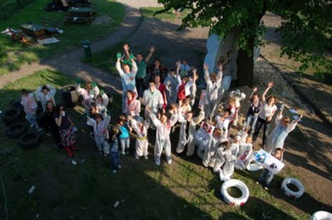 Więcej słońca w dzielnicy! 17 tysięcy słoneczników Więcej słońca w dzielnicy! 17 tysięcy słoneczników