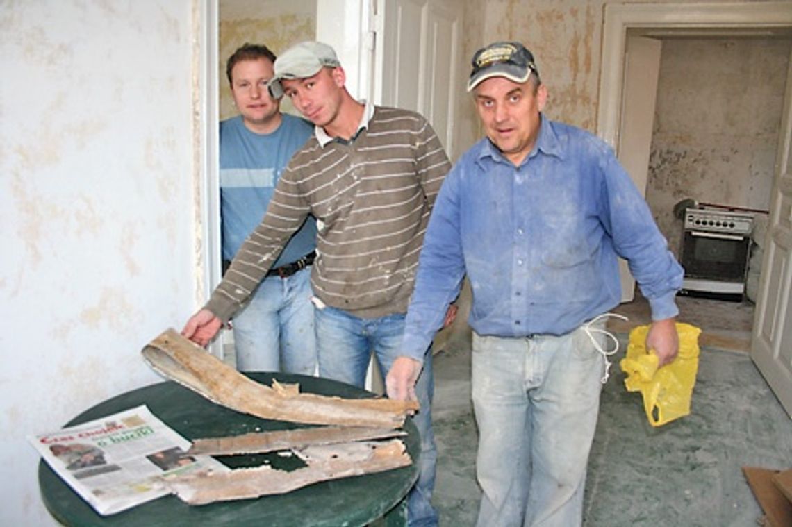 Wiekowe znalezisko gazet Wiekowe znalezisko gazet