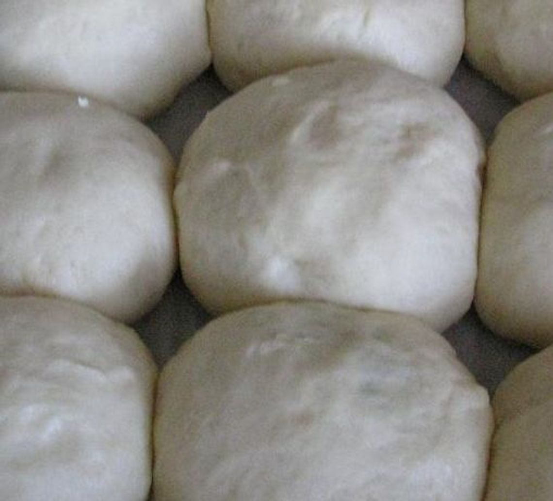 Wiem co jem? "Świeże" pachnące bułeczki - prosto z... zamrażarki Wiem co jem? "Świeże" pachnące bułeczki - prosto z... zamrażarki