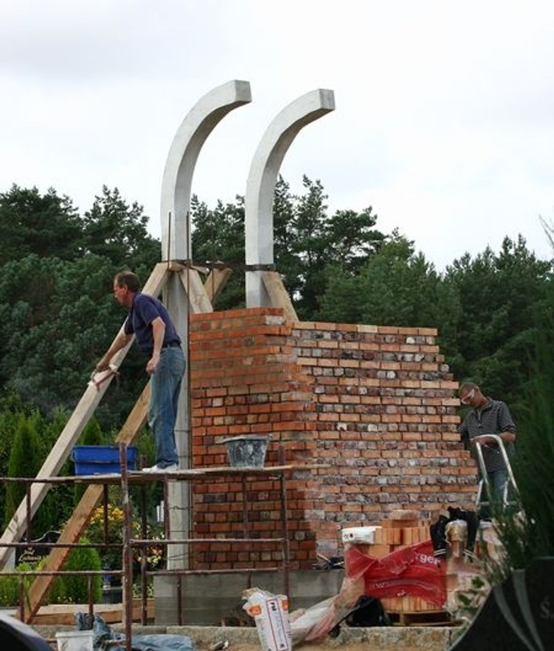 Więźniowie stalagu będą mieli pamiątkowy obelisku