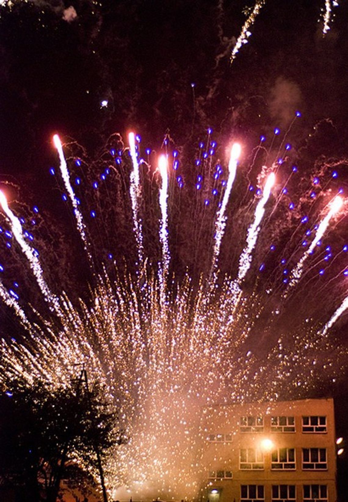 WITAMY 2012 ROK, ŻYCZYMY POMYŚLNOŚCI i DOBRYCH WIEŚCI WITAMY 2012 ROK, ŻYCZYMY POMYŚLNOŚCI i DOBRYCH WIEŚCI