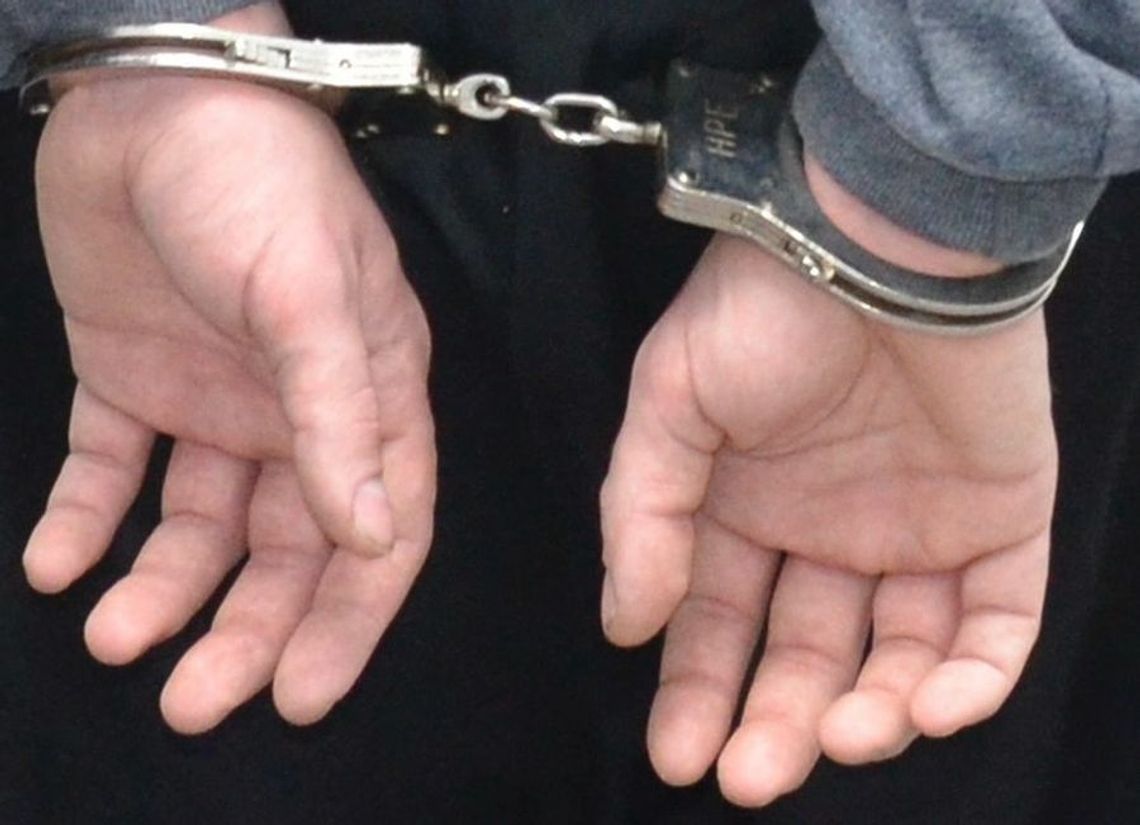 Włamanie i próba kradzieży w Ratuszu Oruńskim na gorącym uczynku przyłapany rosjanin