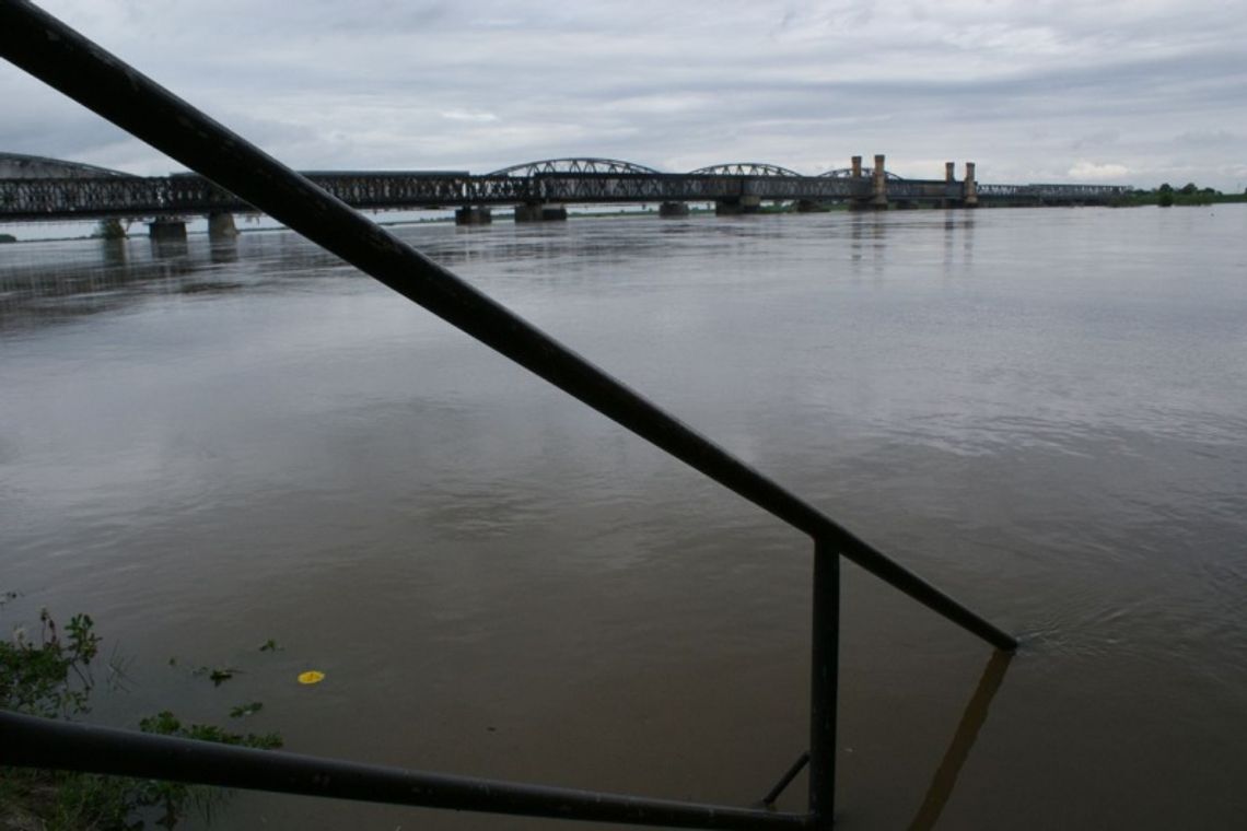 Wojewoda ogłosił pogotowie przeciwpowodziowe Wojewoda ogłosił pogotowie przeciwpowodziowe