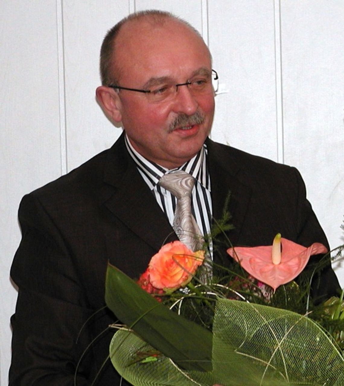 Wójt Zblewa broni się. Grozi "Gazecie Wyborczej" sądem. Obfity grad z „czarnych chmur” Wójt Zblewa broni się. Grozi "Gazecie Wyborczej" sądem. Obfity grad z „czarnych chmur”