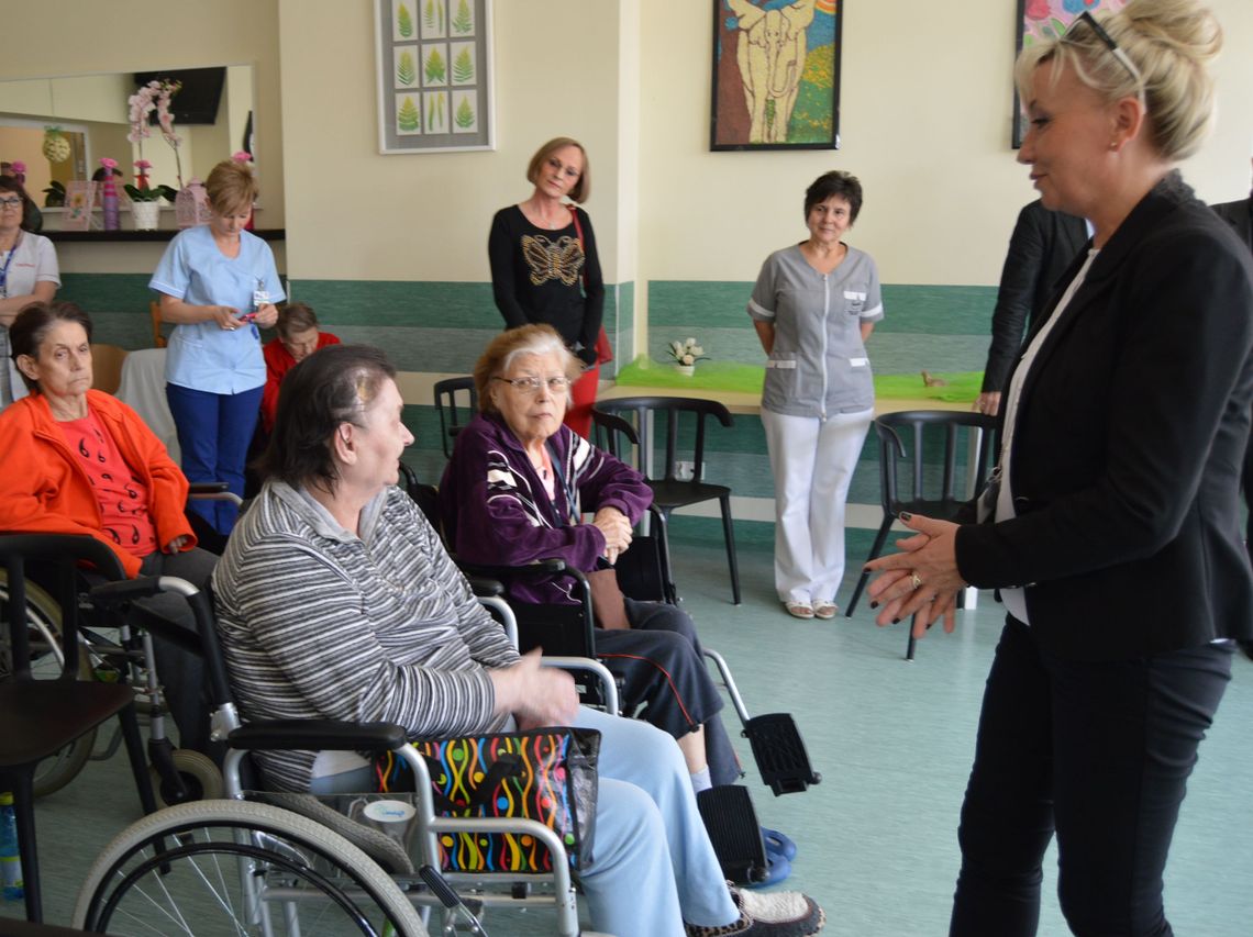 Wózki trafiły do potrzebujących pacjentów 