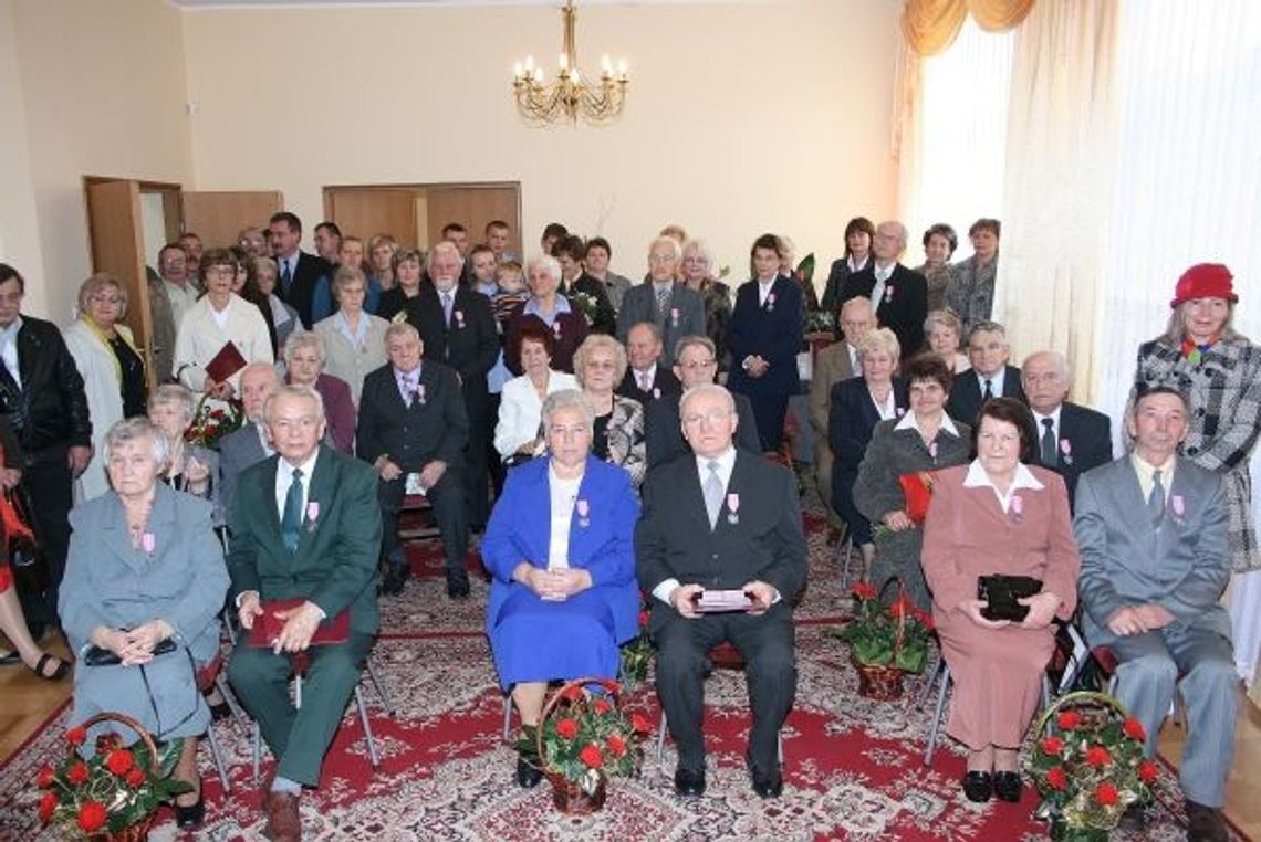 Wspomnienia i… lampka szampana - weselni jubilaci w tczewskim USC Wspomnienia i… lampka szampana - weselni jubilaci w tczewskim USC