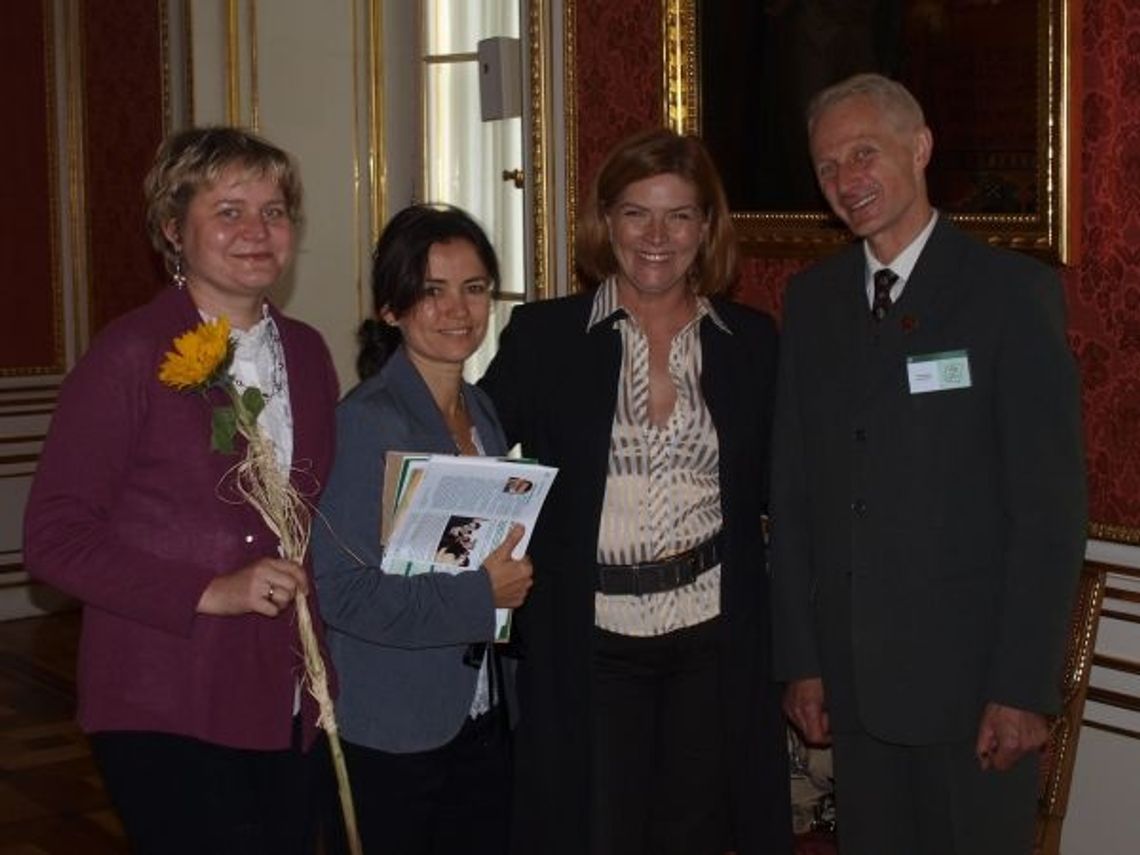 Wśród najlepszych nauczycieli w Polsce - Jan Kaznocha w ciągu 37 lat pracy wychował 21 bibliotekarzy Wśród najlepszych nauczycieli w Polsce - Jan Kaznocha w ciągu 37 lat pracy wychował 21 bibliotekarzy