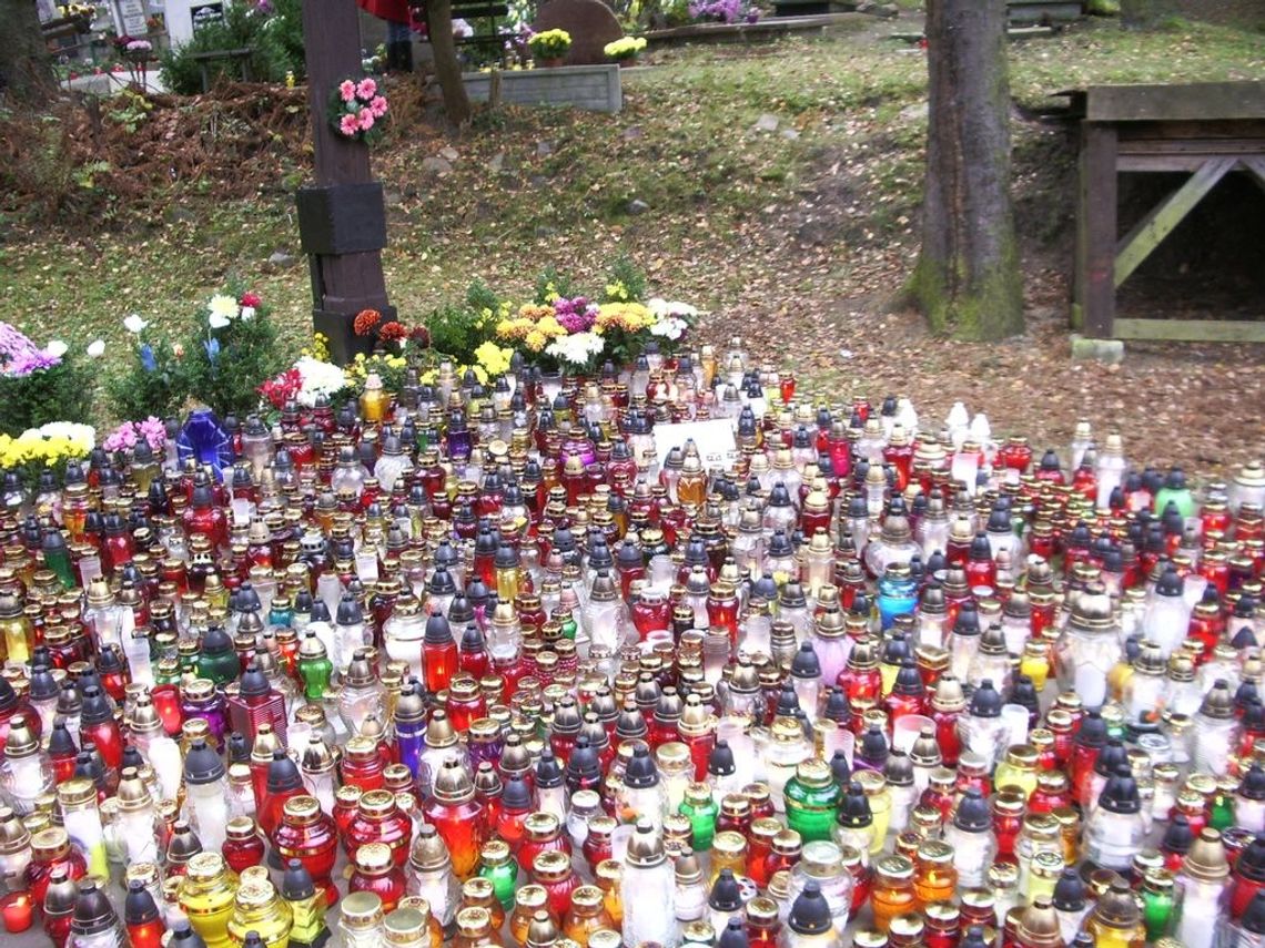 Wszystkich Świętych to dzień radości zbawionych Wszystkich Świętych to dzień radości zbawionych