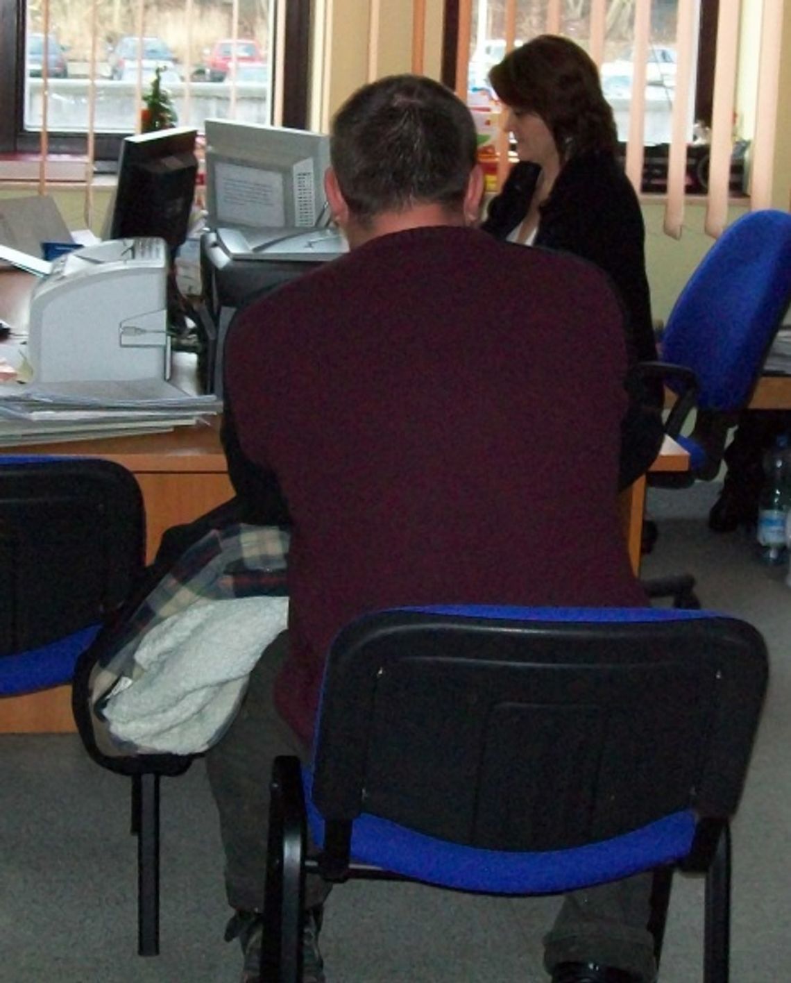 Wybił konkurentowi szybę w koparce Wybił konkurentowi szybę w koparce