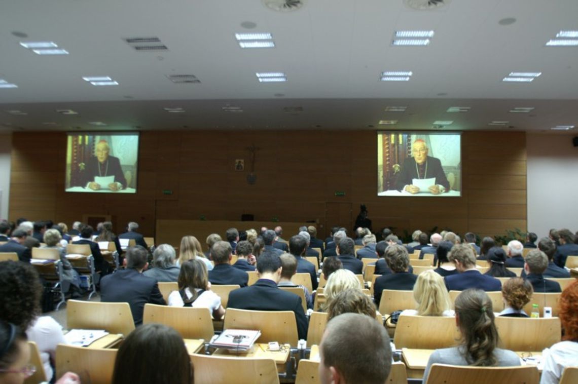 Wybitne osobistości z różnych stron świata na III Międzynarodowym Kongresie Katolicy i Polityka Wybitne osobistości z różnych stron świata na III Międzynarodowym Kongresie Katolicy i Polityka