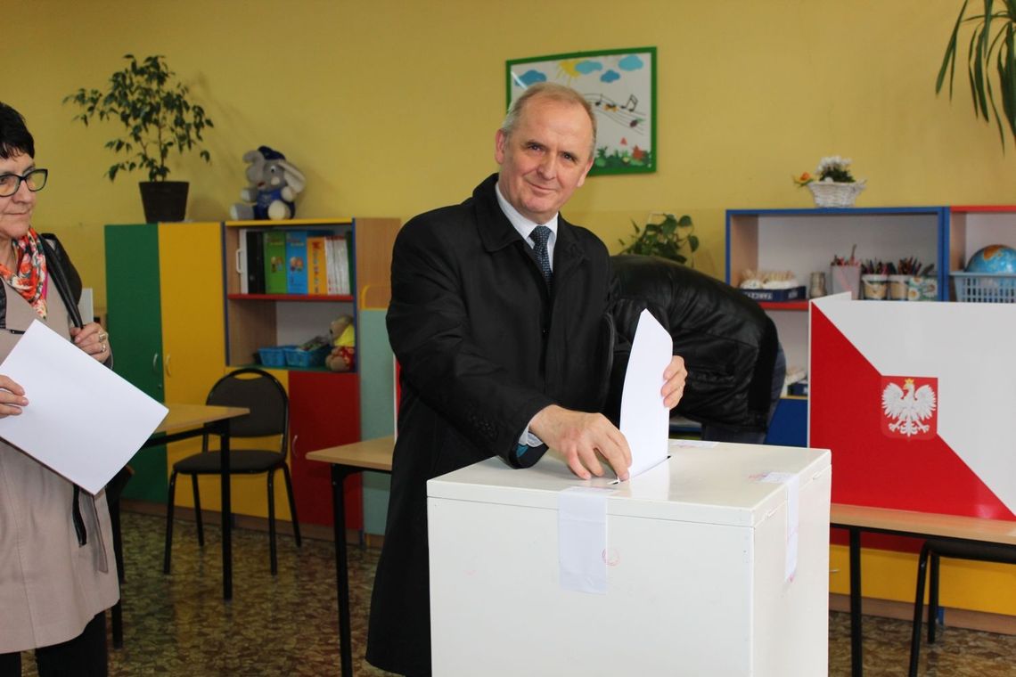 Wybory - w Tczewie nieznacznie wygrała Platforma Obywatelska Wybory - w Tczewie nieznacznie wygrała Platforma Obywatelska