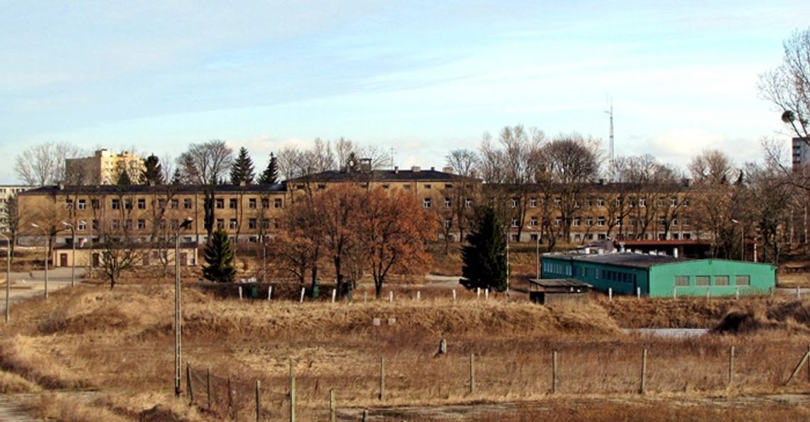 Wyburzyć czy zostawić? Ważą się losy budynku koszar