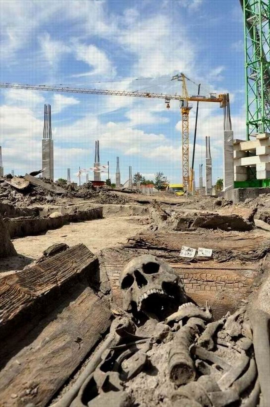 Wykopaliska archeologiczne w Starogardzie Gd. Co znaleziono w miejscu przyszłej galerii?