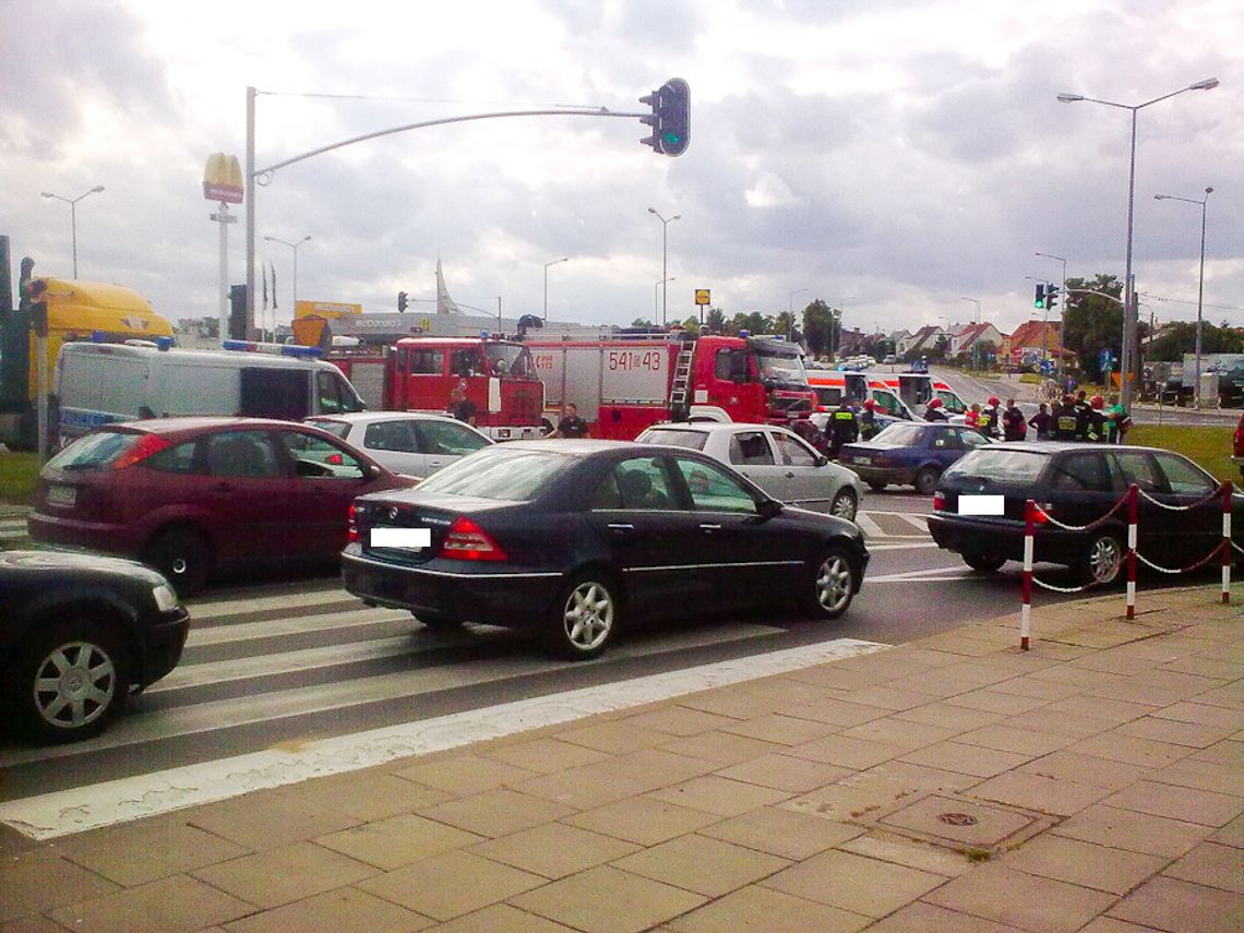 Wypadek na Al.Solidarności Wypadek na Al.Solidarności
