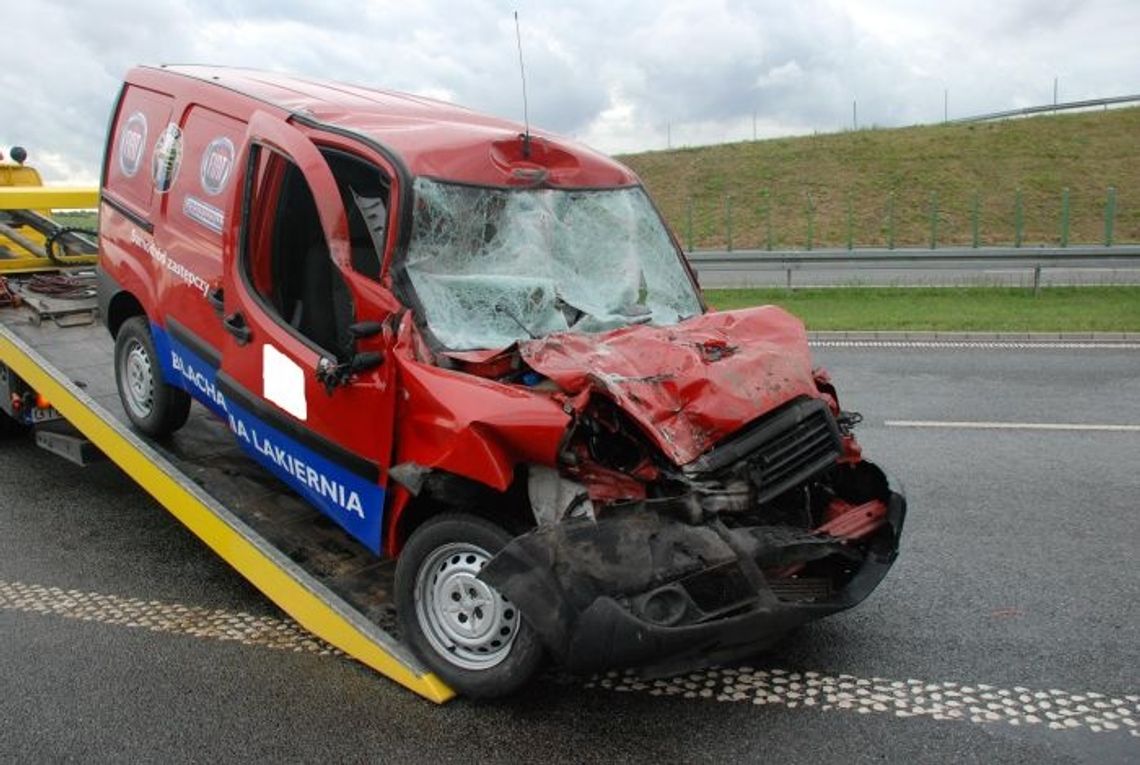 Wypadek na autostradzie A-1. Zginęła kobieta Wypadek na autostradzie A-1. Zginęła kobieta