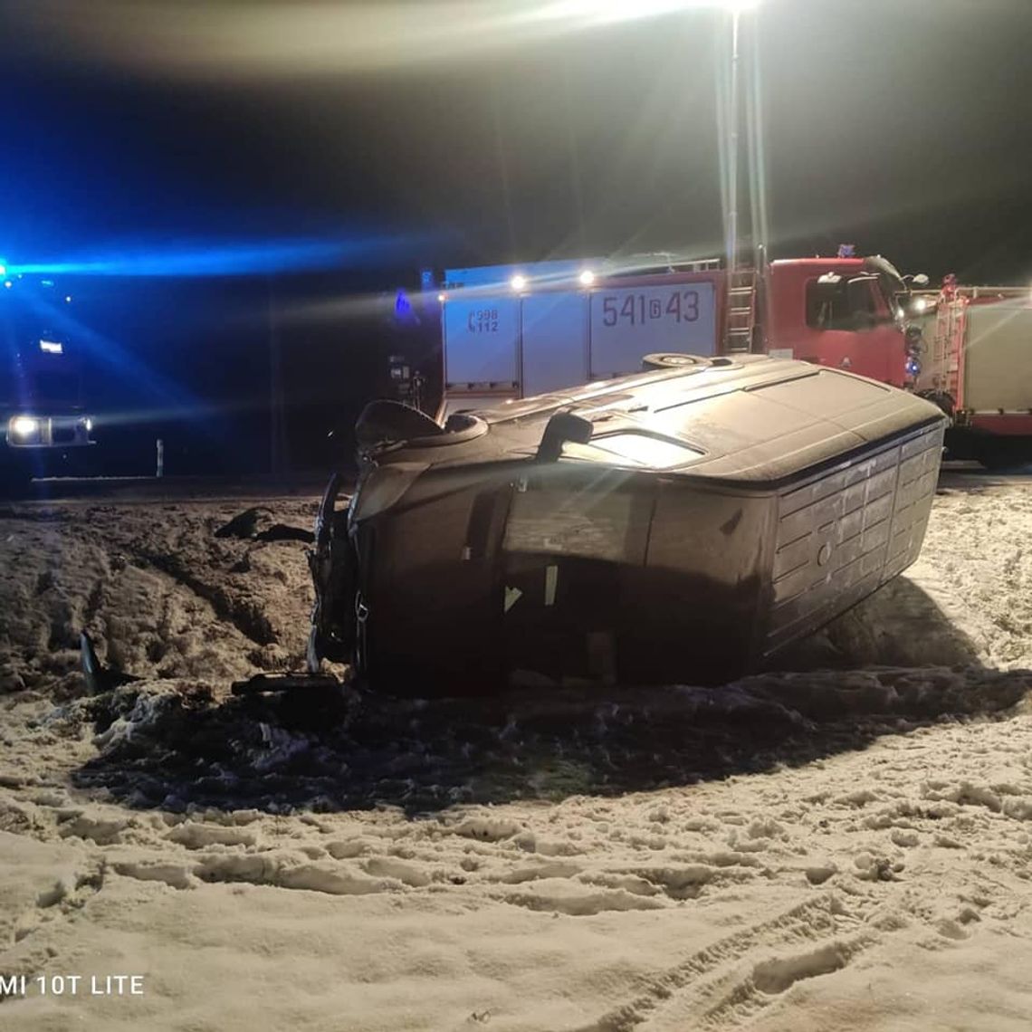 Wypadek na DK 91. Bus lokalnego przewoźnika zderzył się z autem dostawczym. 6 osób zostało rannych Wypadek na DK 91. Bus lokalnego przewoźnika zderzył się z autem dostawczym. 6 osób zostało rannych