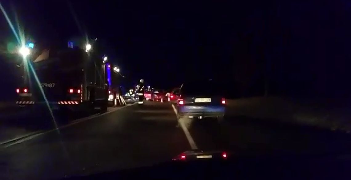 Wypadek na drodze krajowej nr 22. Droga zakorkowana na wysokości Miradowa. Wypadek na drodze krajowej nr 22. Droga zakorkowana na wysokości Miradowa.