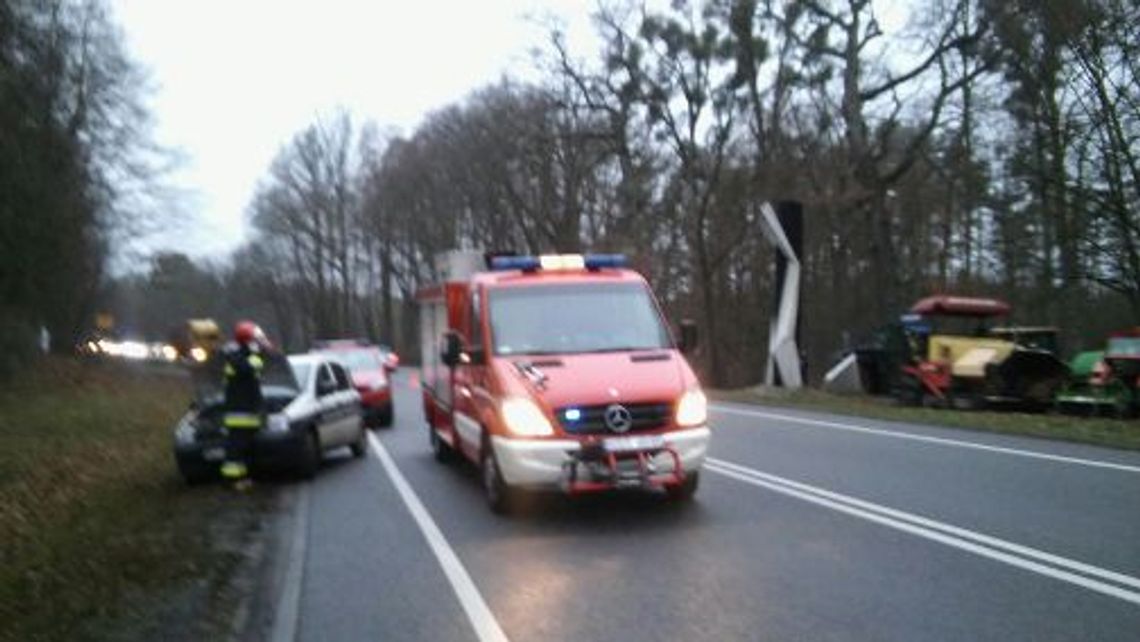 WYPADEK na drodze krajowej nr 22. Jedna osoba ranna