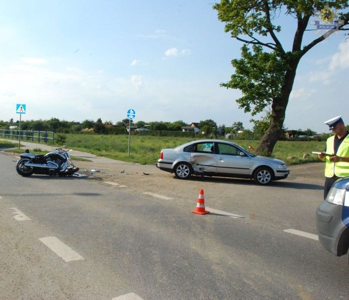 Wypadek na skrzyżowaniu ul. Nowatorów i Budowlanych Wypadek na skrzyżowaniu ul. Nowatorów i Budowlanych