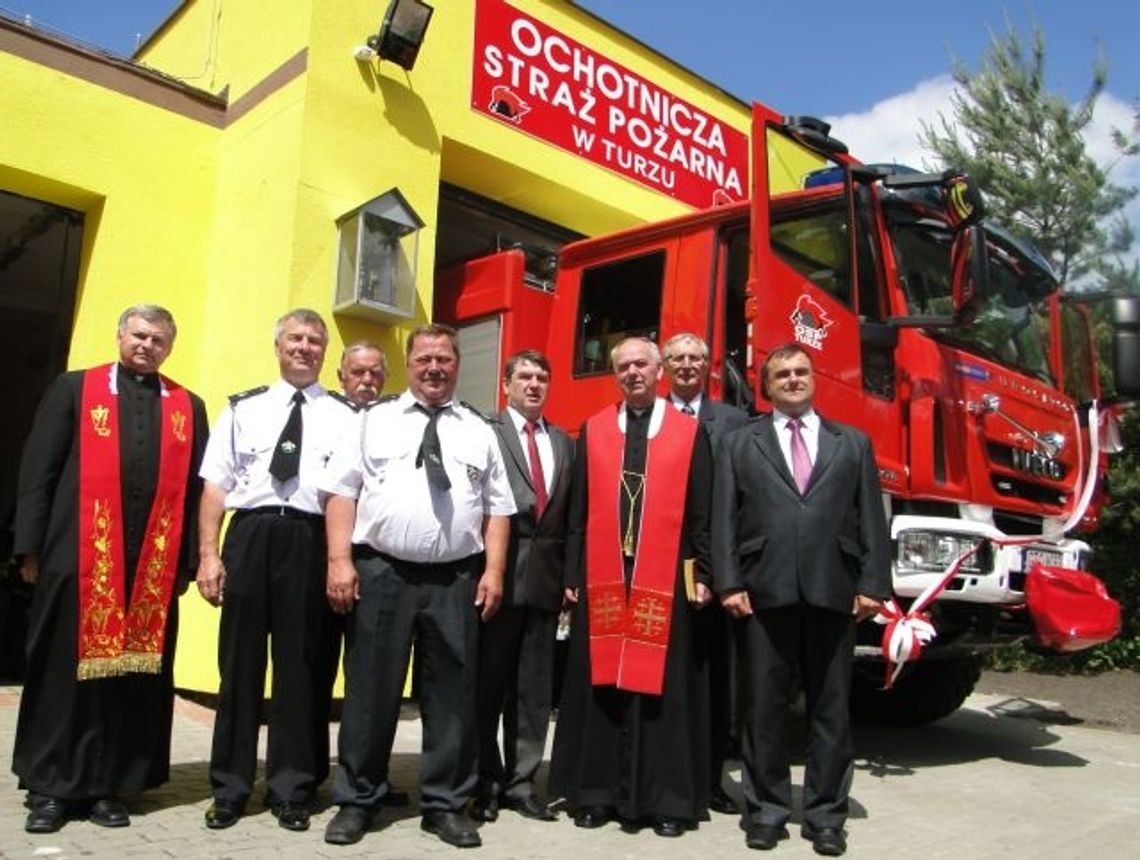 Wyremontowany garaż remizy i nowy wóz strażacki Wyremontowany garaż remizy i nowy wóz strażacki