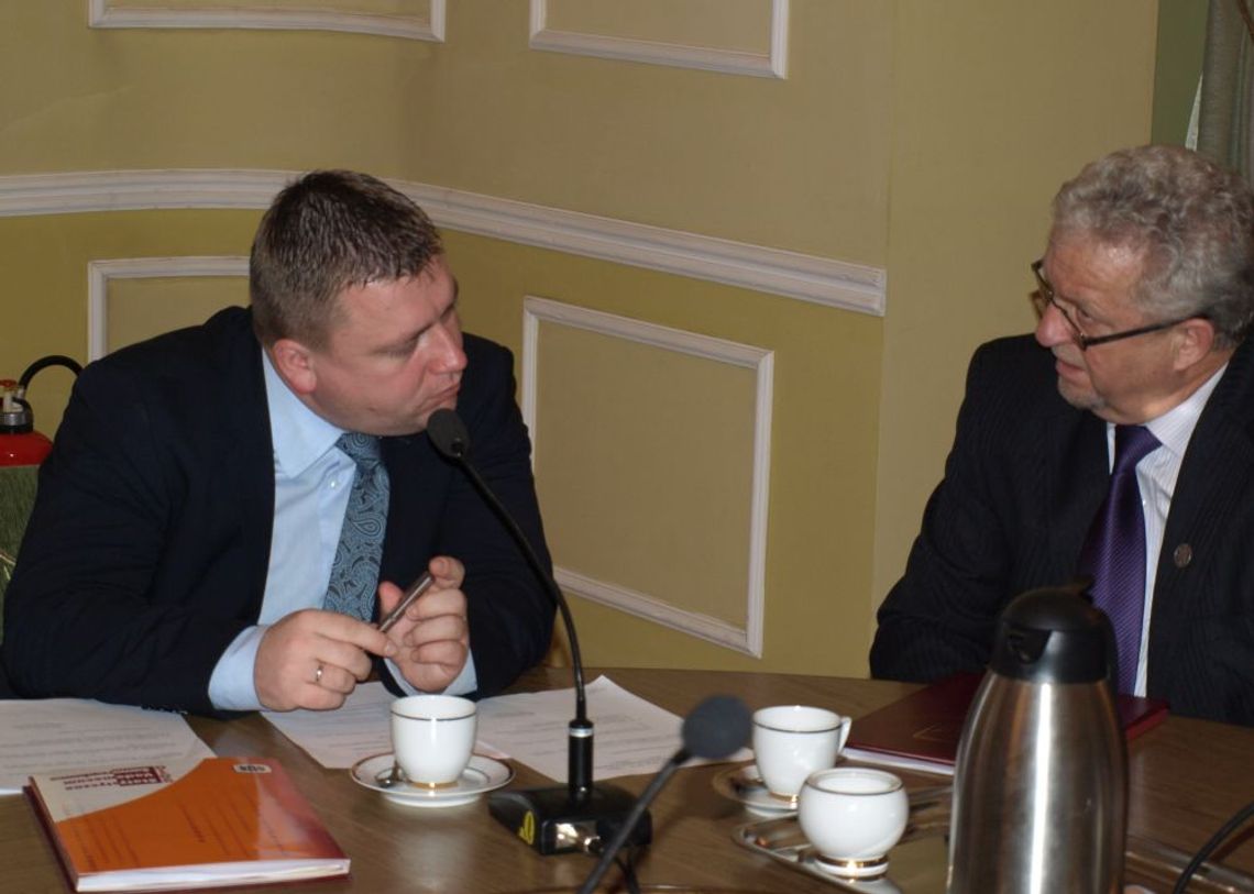 Wyrzucony radny: "Nie pozwolę traktować się jak marionetka"