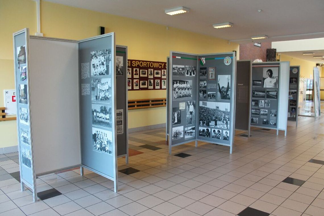 Wystawa poświęcona "Kace". Unikatowe zdjęcia do obejrzenia w hali OSiR Wystawa poświęcona "Kace". Unikatowe zdjęcia do obejrzenia w hali OSiR