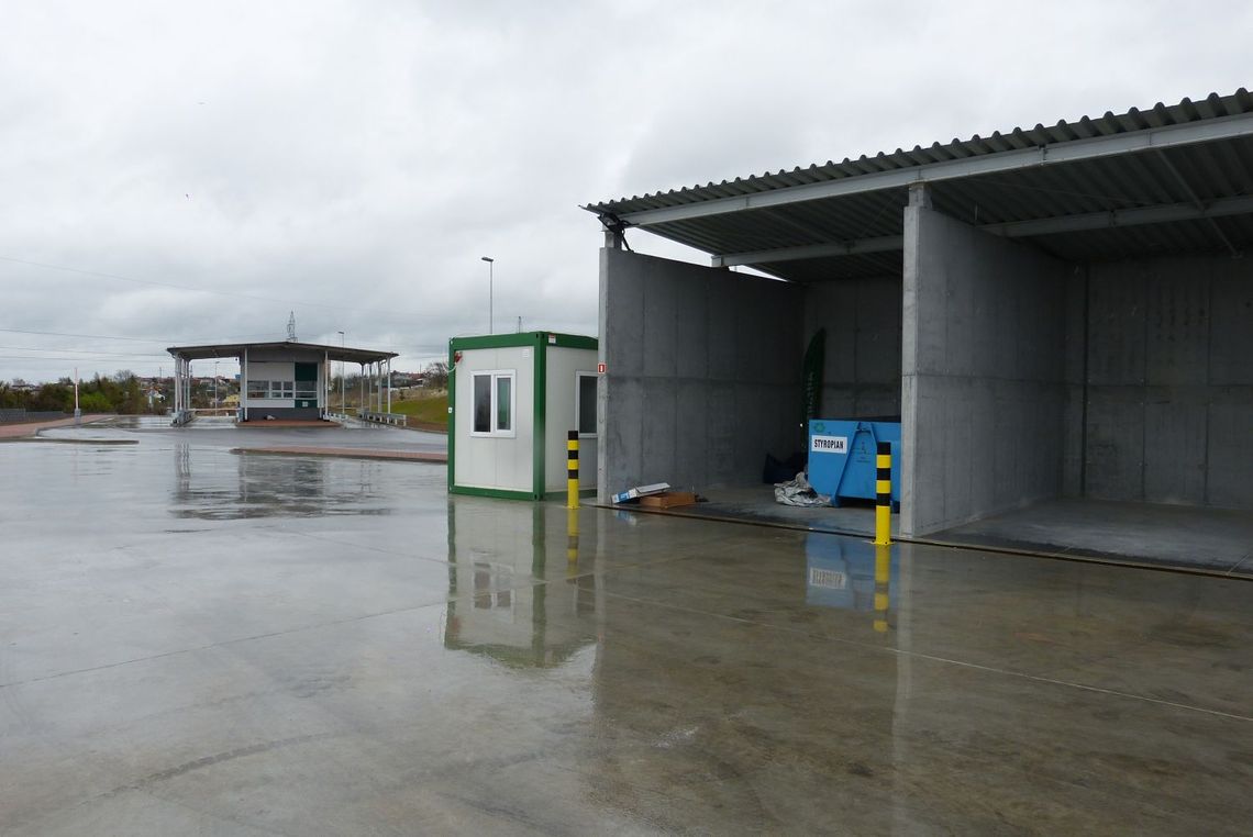 „Wysypisko niemal jak Pentagon”