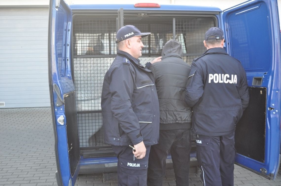 Wywieźli do lasu, pobili i okradli 