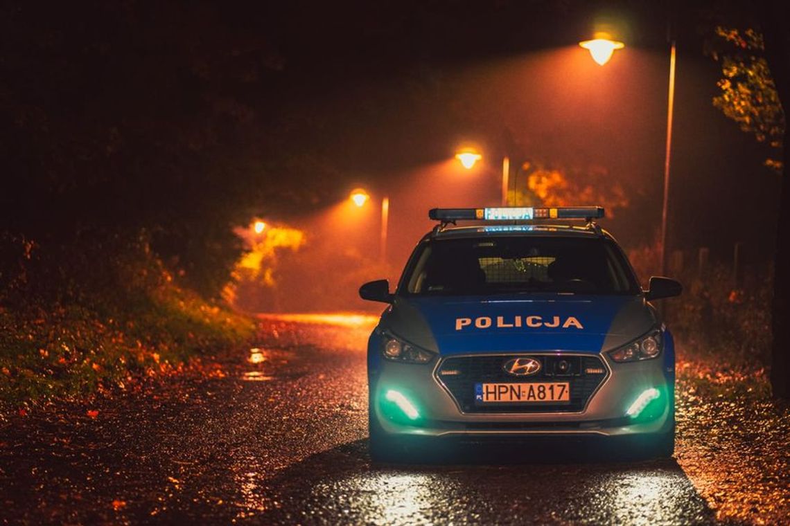 Wzmożone kontrole policji podczas świąt listopadowych. UWAGA! PAMIĘTAJMY O WPROWADZONYCH ZMIANACH! Wzmożone kontrole policji podczas świąt listopadowych. UWAGA! PAMIĘTAJMY O WPROWADZONYCH ZMIANACH!