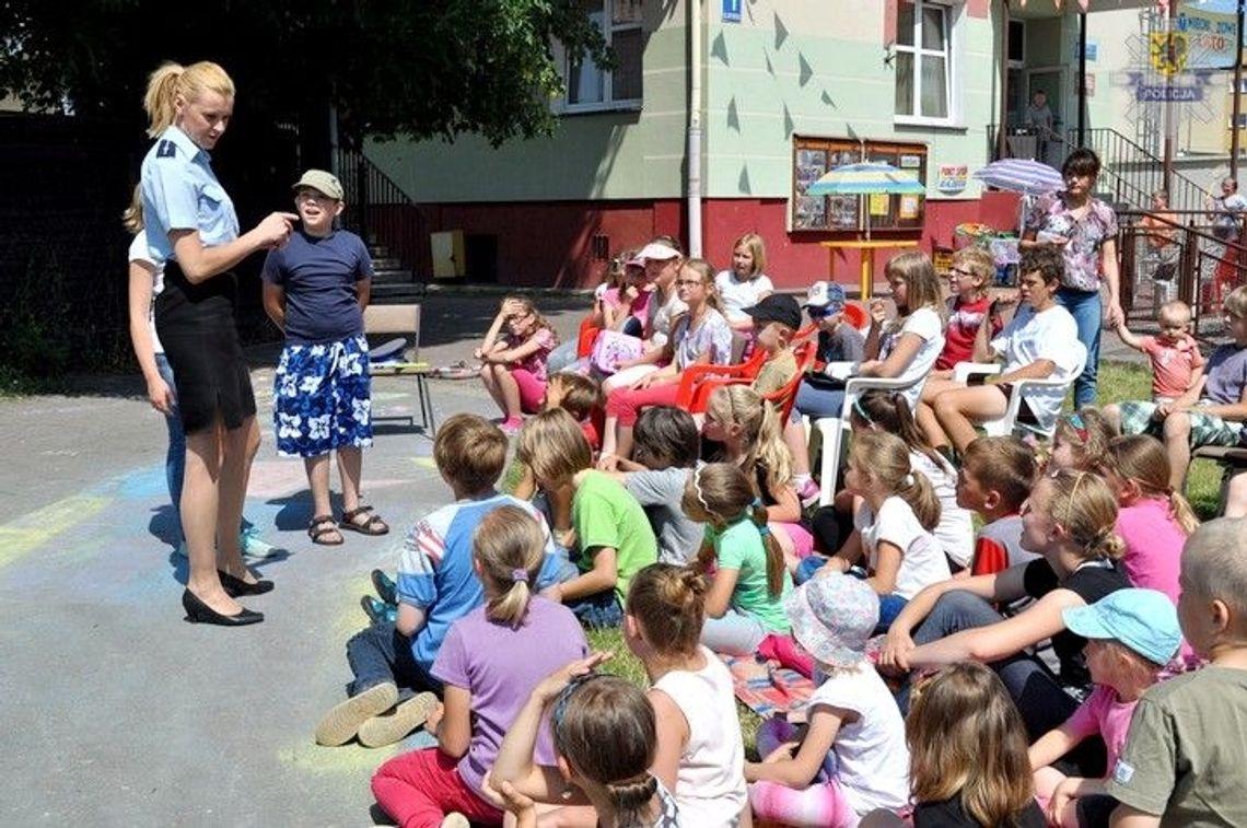 Z dziećmi o bezpieczeństwie Z dziećmi o bezpieczeństwie